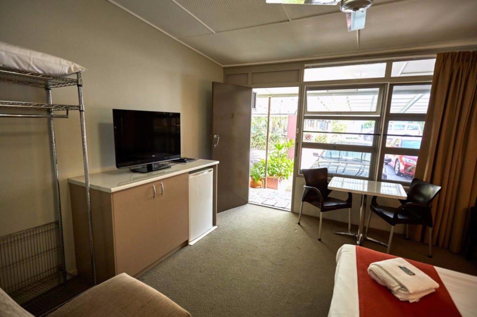 Anchorage Motor 3*